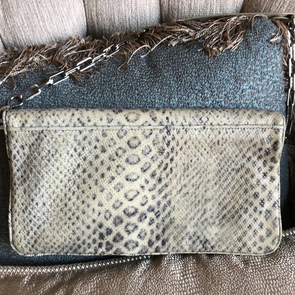 Tory Burch python clutch with detachable strap - Picture 2 of 5